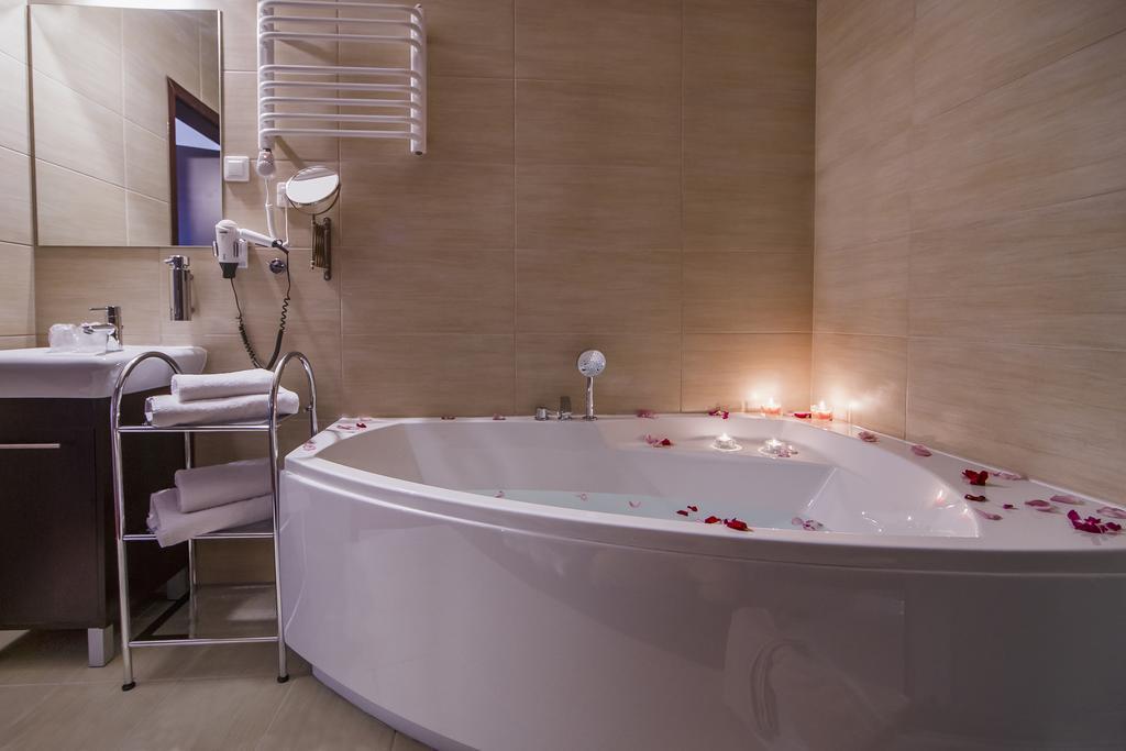 Boutique Hotel'S II Rewolucji Lodź Bagian luar foto